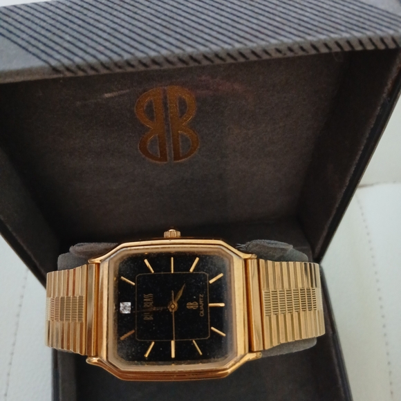bill blass Other - Bill Blass Gold Watch with Black Dial